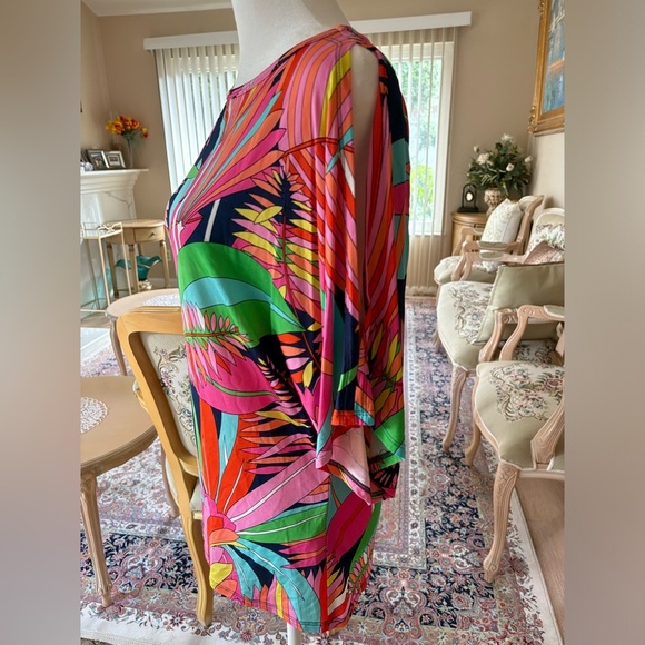 Trina Turk Tropical Cut-out Top - Size S - Picture 2 of 3